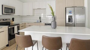Fridge, dining tables - Landing | Amazing 1BD, Game Room, Courtyard (Chapel Hill)
