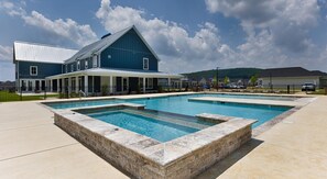 Pool - Landing | Beautiful 2BD, Pool, Courtyard (Huntsville)