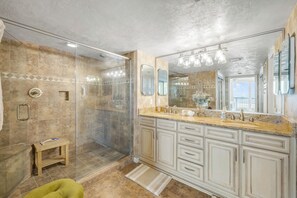 Shower, hair dryer, towels - Inlet #1001- 3BR 2BA Coastal Comfort Retreat (New Smyrna Beach)