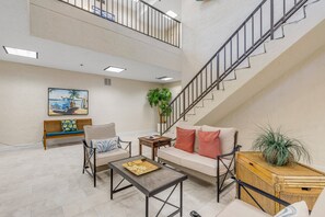 Interior - Inlet #1001- 3BR 2BA Coastal Comfort Retreat (New Smyrna Beach)