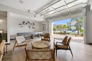 Interior - Landing | Modern 2BD in The Forum (Fort Myers)