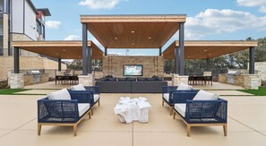 Terrace/patio - Landing | Chic 2BD, Clubhouse (San Antonio)