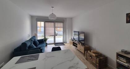 VERTMARINE 4, Ground Floor. 1-bedroom apartment with a terrace, for 2 to 4 people max