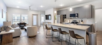 Landing | Chic 2BD, Clubhouse, Game Room