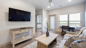 Smart TV - Landing | Beautiful 1BD, Clubhouse, Game Room (Mansfield)