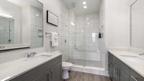 Bathroom - Landing | Modern 2BD, Clubhouse, Gym (Dallas)