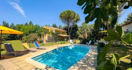 La Pinede - Cinq Chambres Villa, Couchages 11