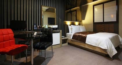 SOO HOTEL
