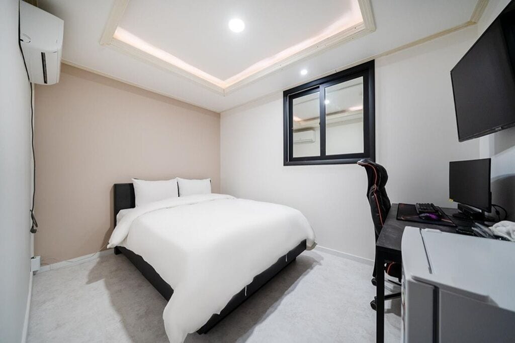 Standard Room | Free WiFi