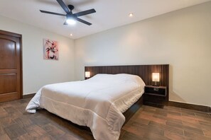 4 bedrooms, desk, iron/ironing board, WiFi