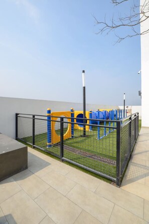 Children’s area - ¡Hermoso & Moderno! GYM + Alberca / 4 personas (Monterrey)