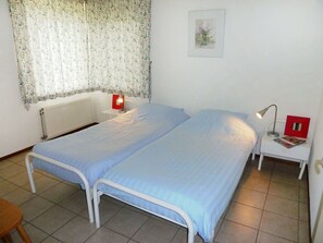 Room - Beautiful apartment in villa for 4 people with WIFI, TV, terrace and pets allowed (Lochem)
