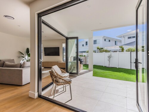 Black Wattle Beach House