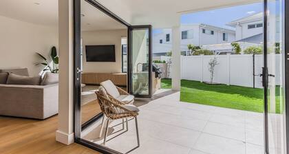 Black Wattle Beach House