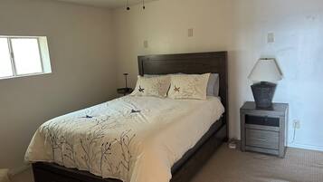 2 bedrooms, Internet, bed sheets