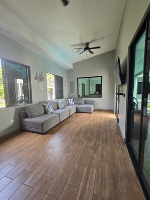 Interior - Spacious 4-bedroom house in beautiful Sonsonate with AC (Sonsonate)