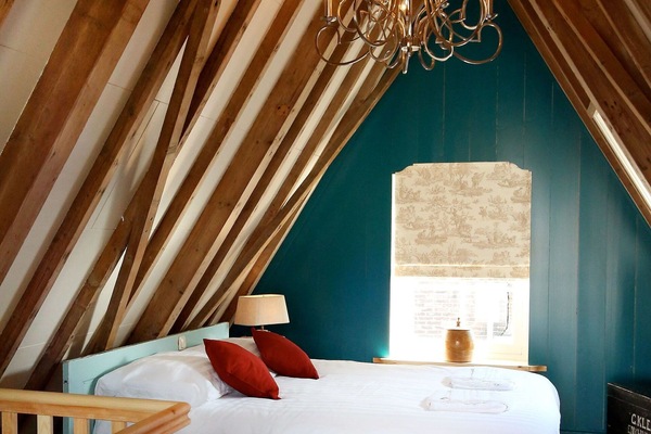 Pièce, Chambre, Meubles, Design Intérieur, Propriété, Lit, Rideau, Plafond, Suite, Mur