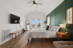 House, 3 Bedrooms - Serene Coastal Escape With Gulf Views 3 Bedroom Home (Galveston)