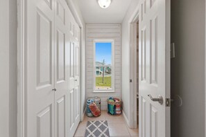 House, 3 Bedrooms | Interior - Serene Coastal Escape With Gulf Views 3 Bedroom Home (Galveston)