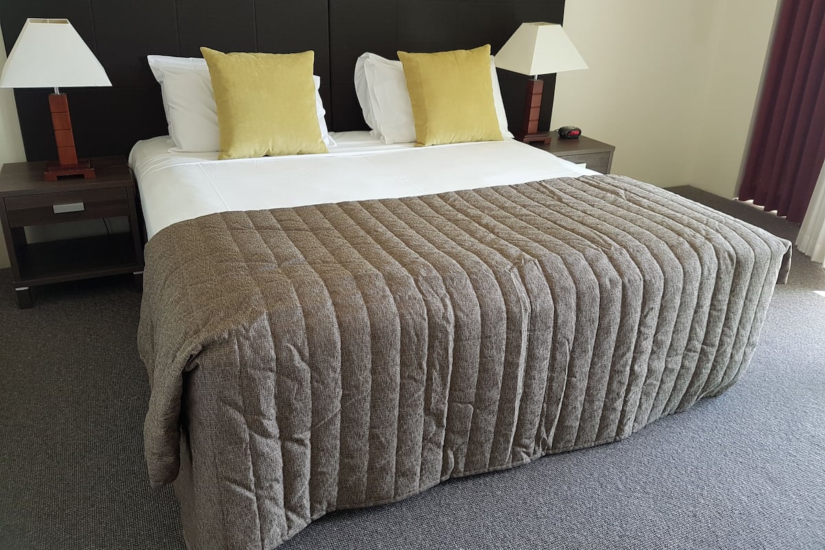 Apartment, 1 King Bed, Ocean View