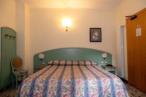 基础双人房或双床房, 阳台