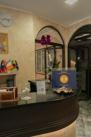 Lobby - hotel magnolia (Albenga)