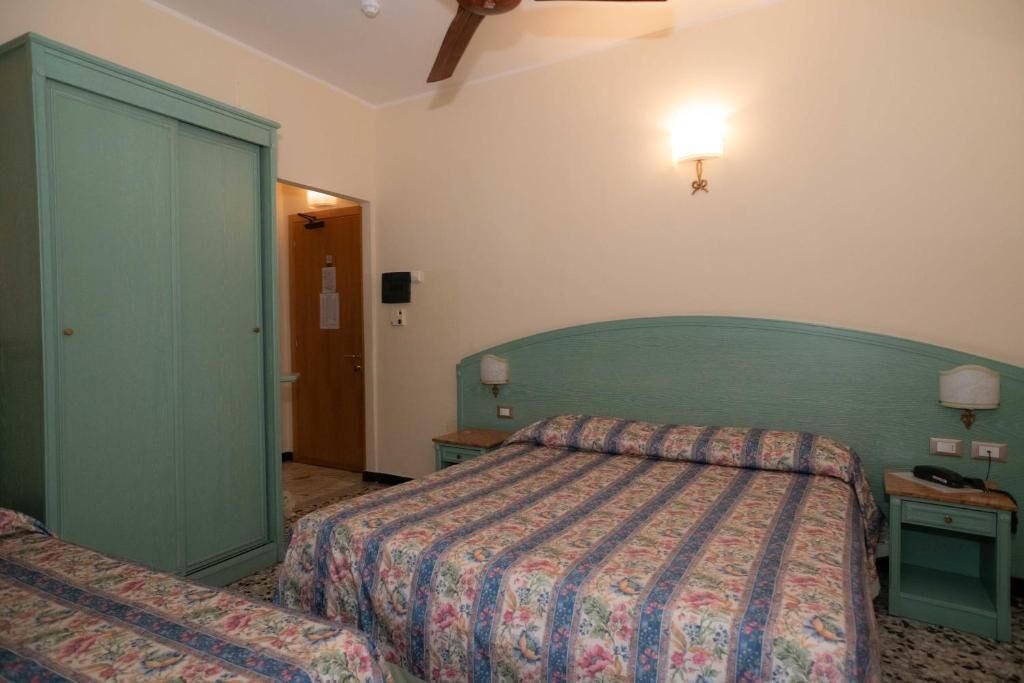 Basic Triple Room, Balcony