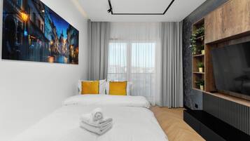 2 bedrooms, iron/ironing board, WiFi, bed sheets