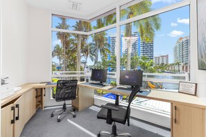 Business centre - 1 Bedroom  Suite with intracoastal view (Fort Lauderdale)