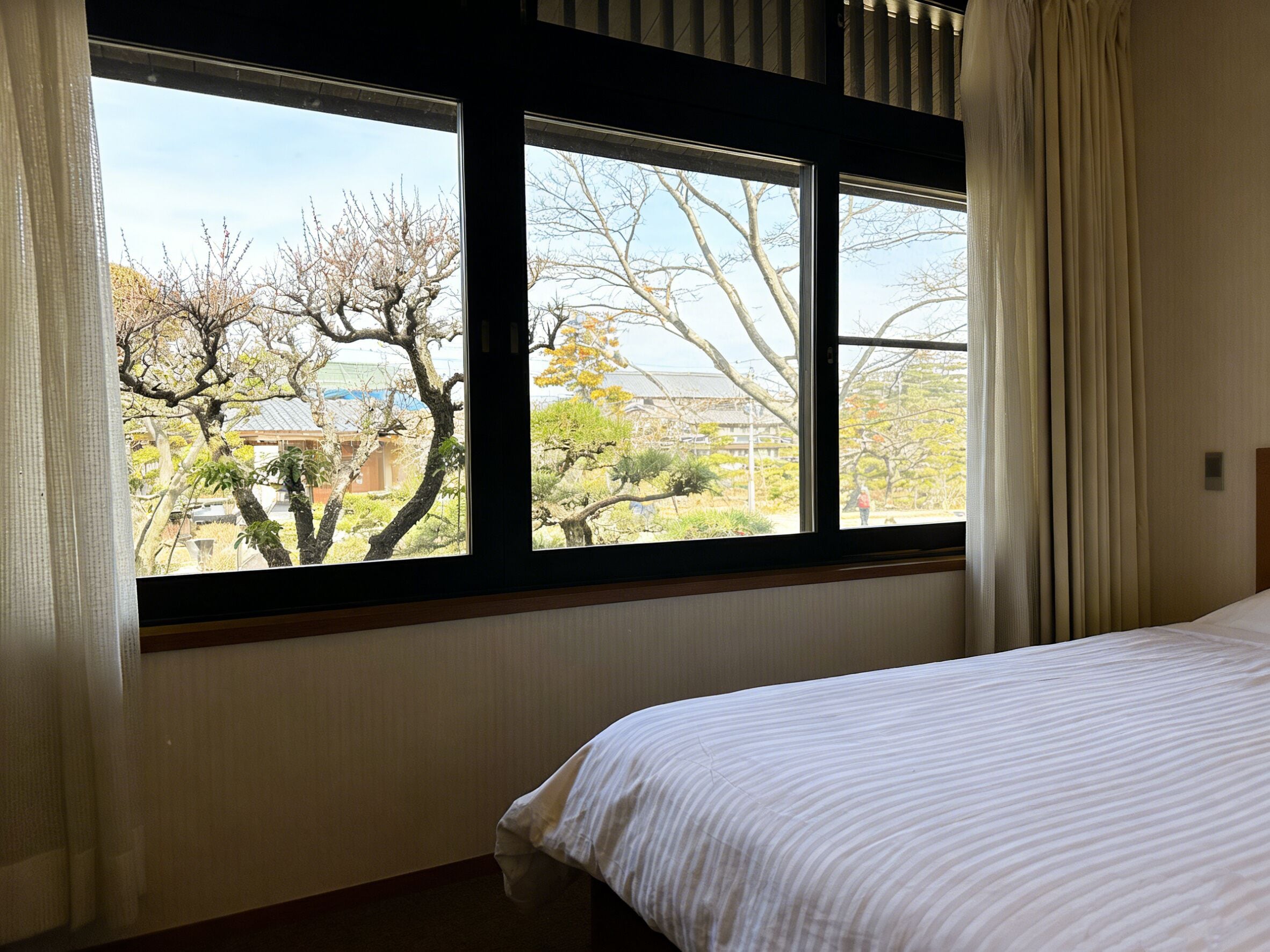 Classic Twin Room, Courtyard View | Blackout drapes, free WiFi