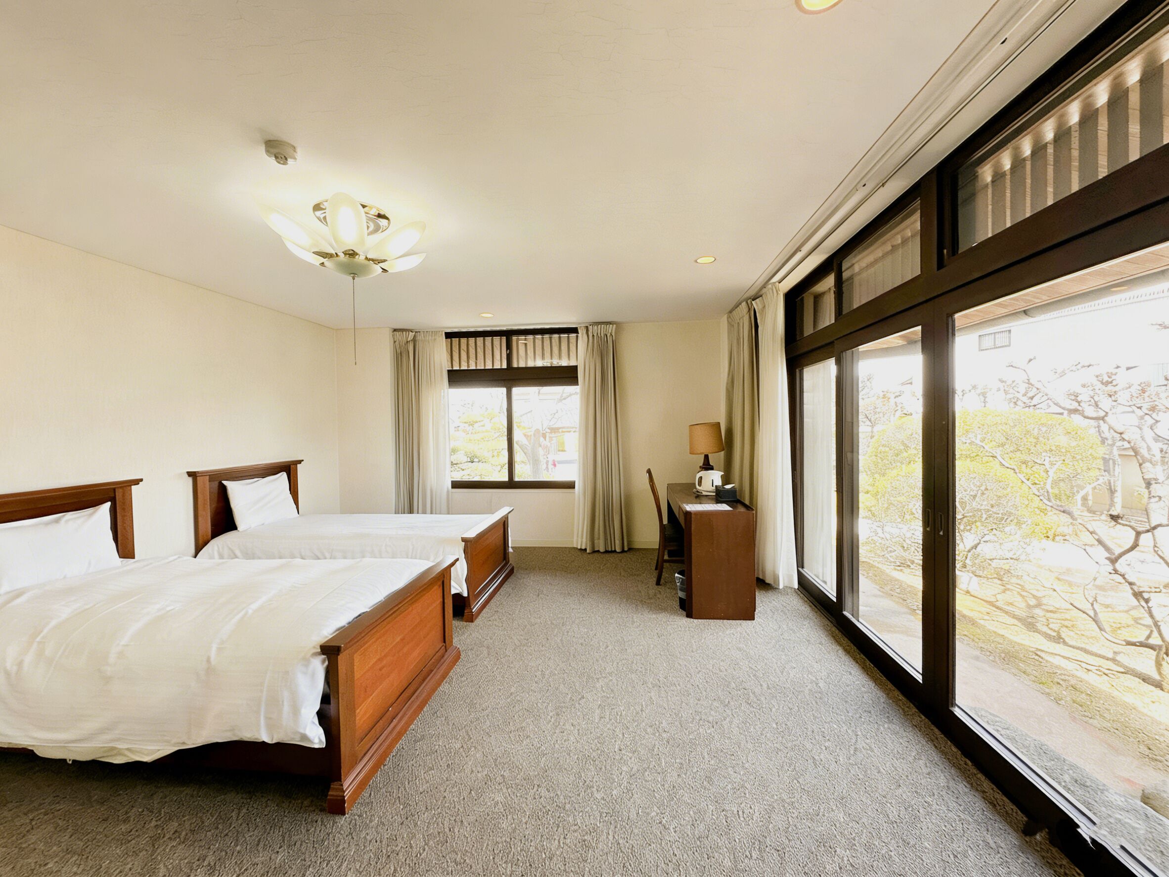 Quarto duplo clássico, vista para o pátio