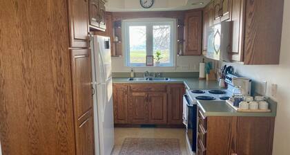 Central PA Cozy 1-bedroom Guest House - Near Bucknell University
