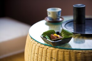 Habitación, vista a la colina | Imagen general