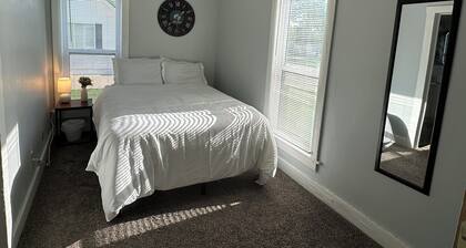 Clean 2 bedroom bungalow with comfortable furniture and a gaming table!