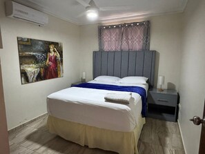 3 bedrooms, iron/ironing board, free WiFi, bed sheets