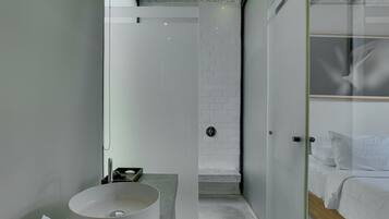 Apartment, Balcony | Bathroom