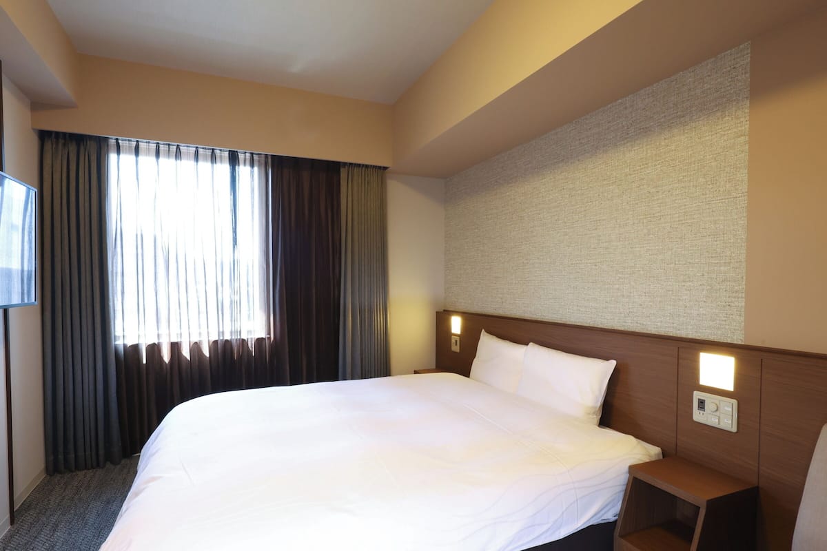 In-room safe, blackout drapes, free WiFi, bed sheets
