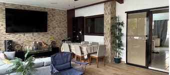 House with swimming pool, ideal to enjoy with the family