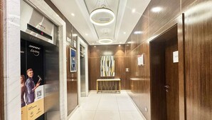Unclassified image, 4 of 49, button - Stylish 1-Bedroom Apartment near Downtown Duba (Dubai)