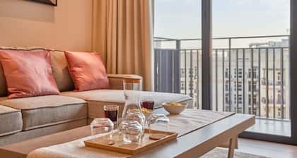 Stylish 1-Bedroom Apartment with Balcony in Dubai