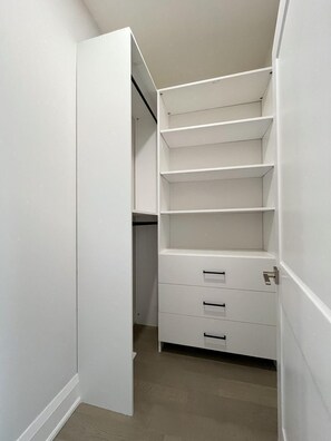 Interior - Chic 4-Bedrooms & 4.5 Bathrooms Executive Home with Luxury Finishes (Markham)