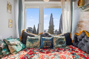 Interior - Luxury Apt 402 with Pool & Lake View, Gardone Riviera, Italy (Gardone Riviera)