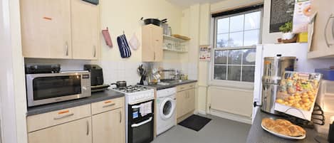 Microwave, oven