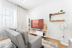 Living area - GuestReady - Cosy retreat in Porto (Porto)