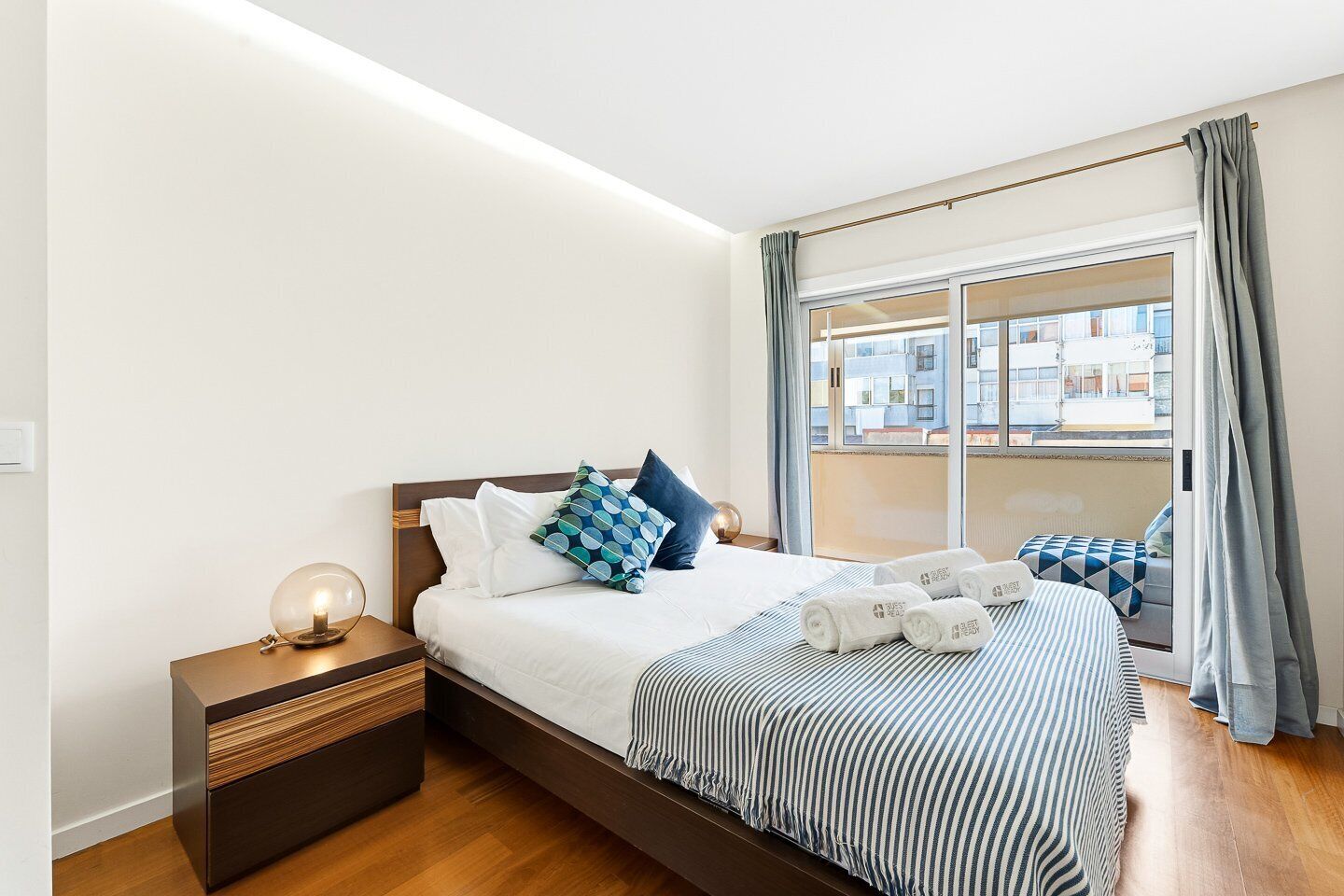 1 bedroom, desk, iron/ironing board, Internet