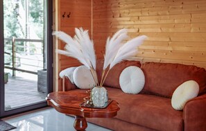TV - Beautiful home in Nowy Klincz with sauna (Nowy Klincz)