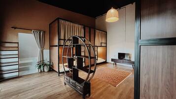 Standard Shared Dormitory, Mixed Dorm, Patio, Garden View