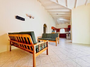 Apartamento, 3 habitaciones, balcón | Interior