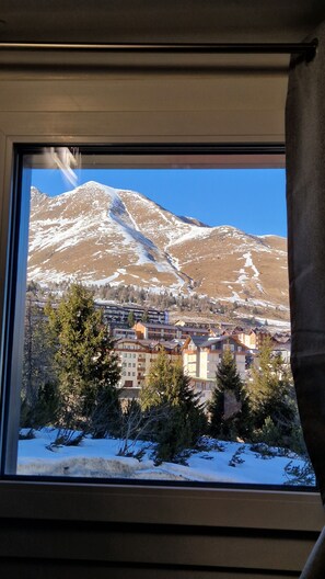 Interior - Cozy apartment at Passo del Tonale, 350 meters from the ski lifts (Passo del Tonale)