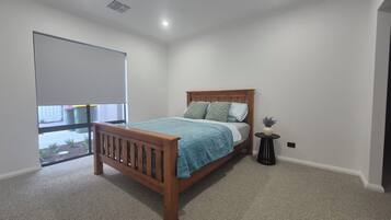 3 bedrooms, Internet, bed sheets